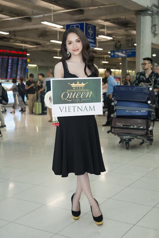 huong giang "ban" tieng anh nhu gio voi cac doi thu tai miss international queen 2018 - 2